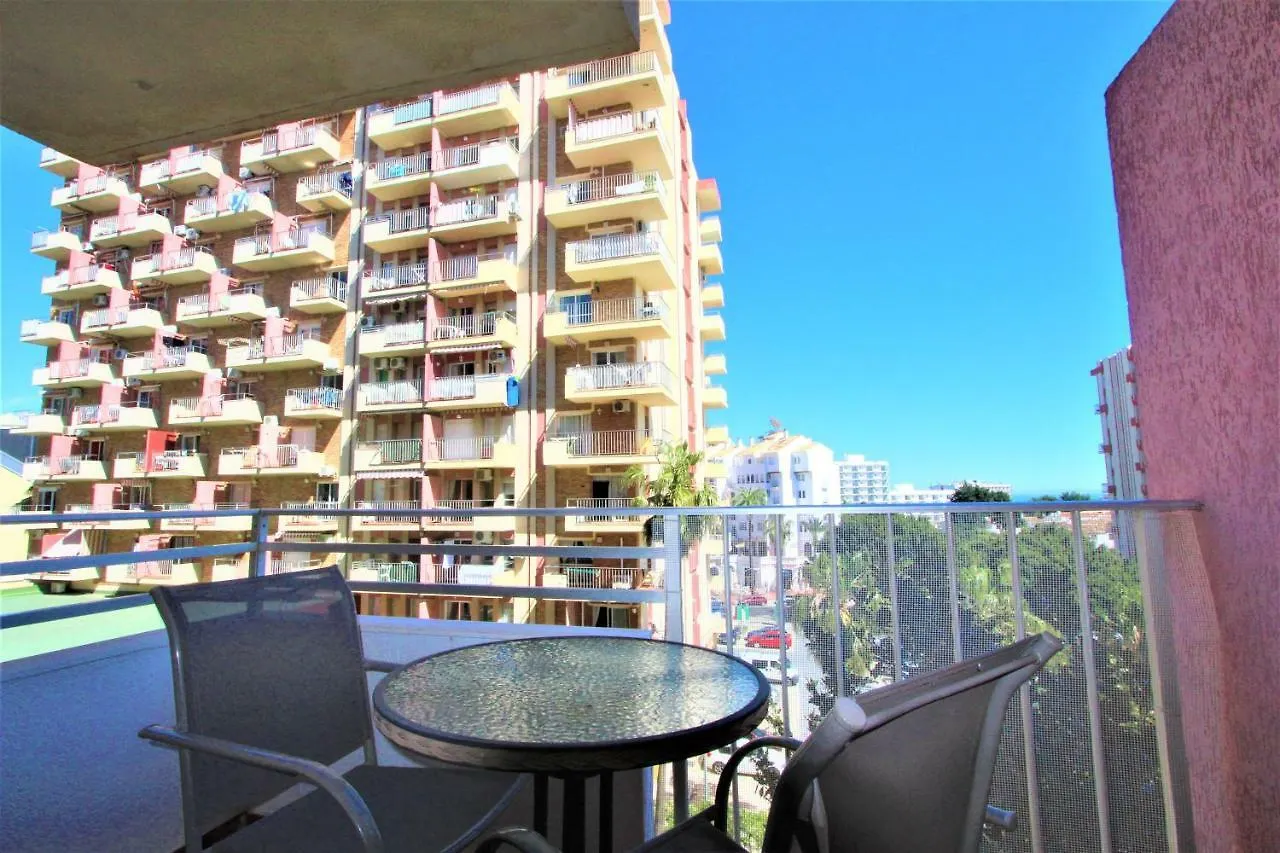 237 Estudio En Minerva Apartamentos - Piscina Y Playa- Excelente Ubicacion Malaga 0*,  Spain